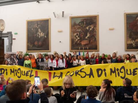 L'Onda Donna sul palco della Sala della Protomoteca, conferenza stampa della Corsa di Miguel 2024